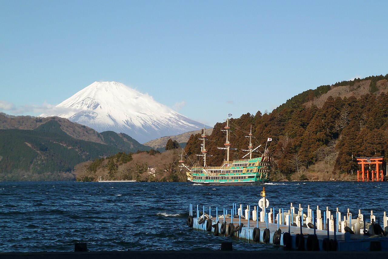 Lake Ashi with Mount Fuji visible in the distance from Hakone
